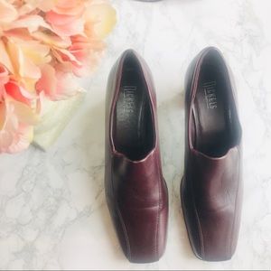 Nickels Soft Square Toe Heels 9.5